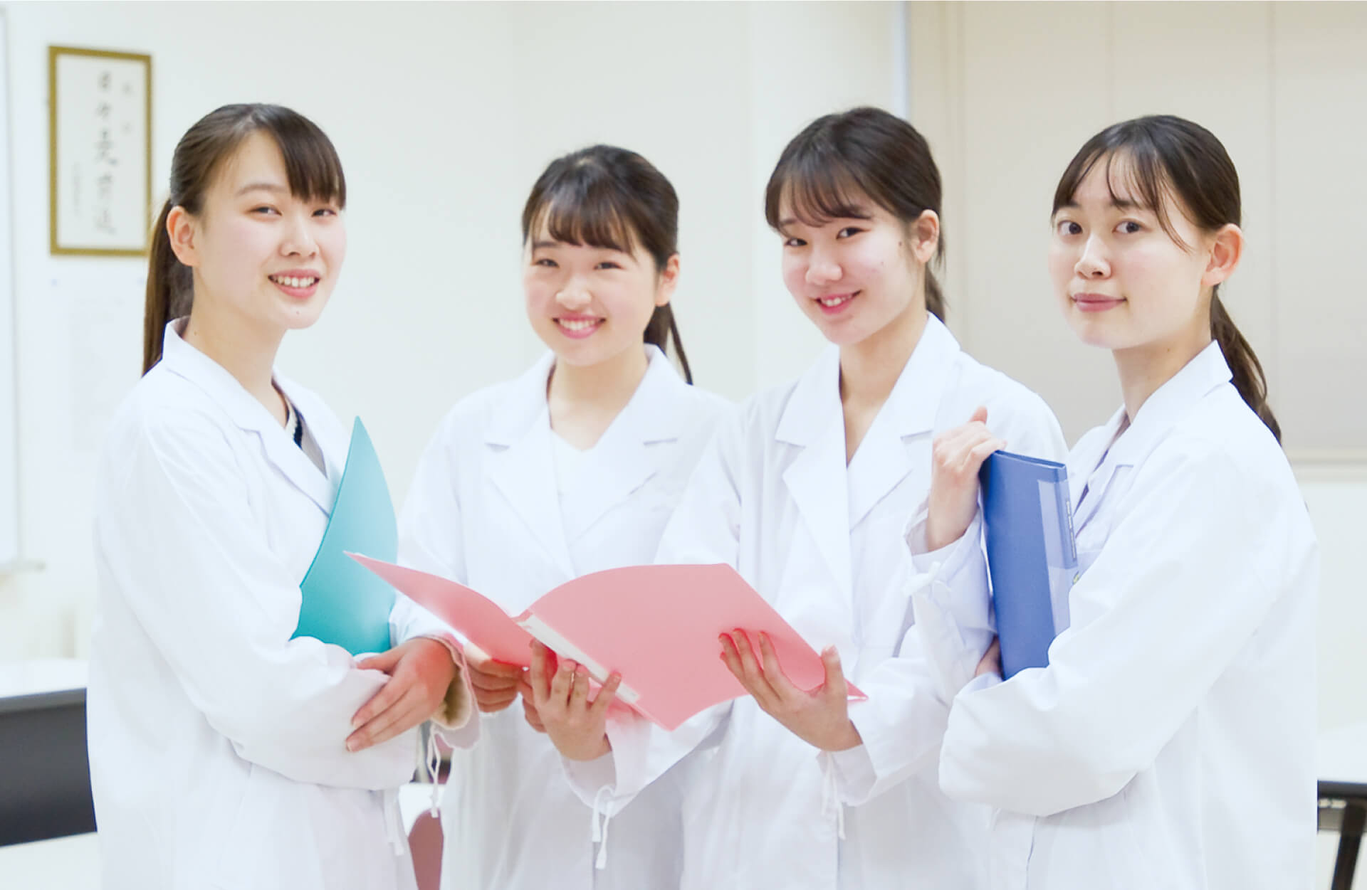 穴吹医療大学校 専門学校 穴吹カレッジグループ 高松