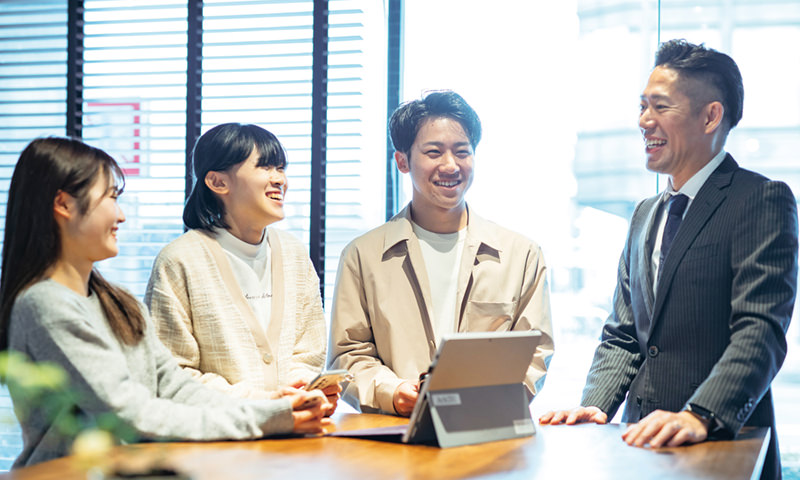 学科それぞれの専門的な実習