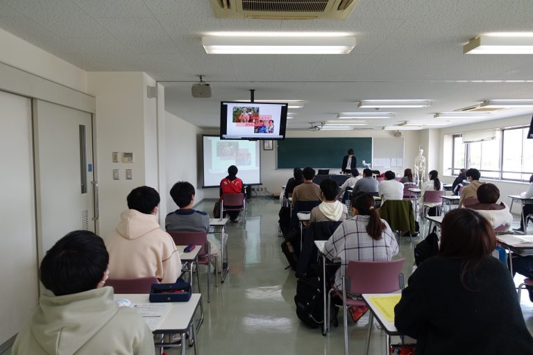 理学療法学科2年生・認知症サポーター養成講座