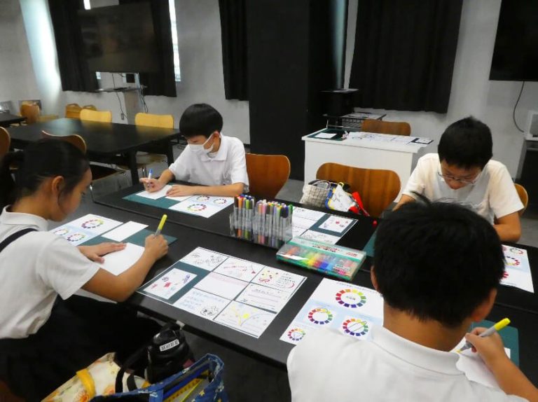 小学生の学校見学会