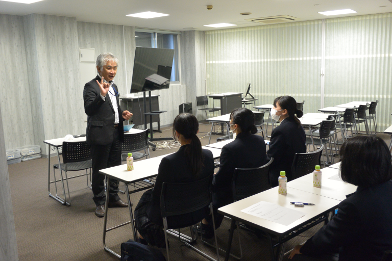 【総合的な探究】英明高校の生徒さんが来校されました