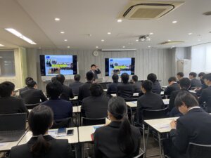 産学連携授業レポート：ディーピーティー株式会社 高田様によるキャリア形成セミナー