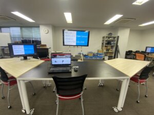 専門技術の魅力を一堂に！専門学校オープンキャンパスの熱気あふれる準備風景