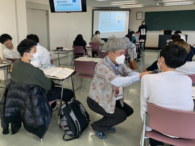 理学療法学科1年・認知症サポーター研修