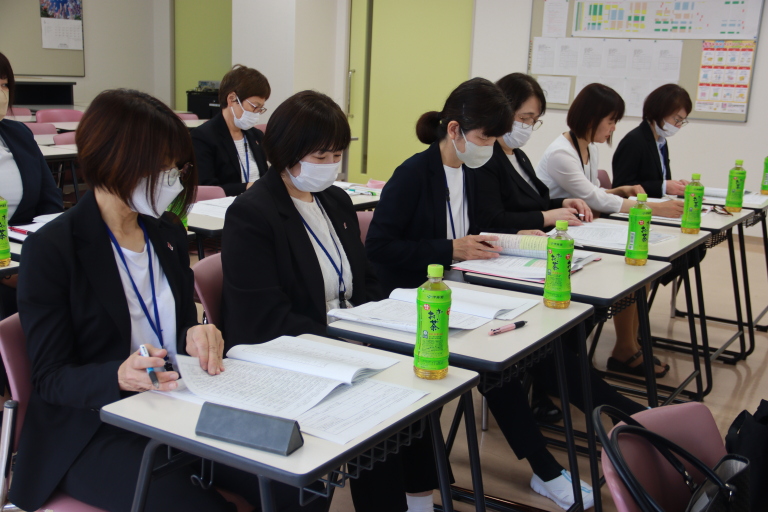 臨地実習指導者会を実施しました~看護学科~