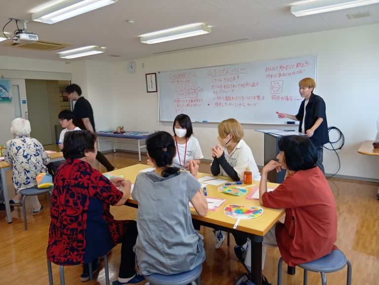 笑顔と歓声があふれる！1年生が運営したOT塾
