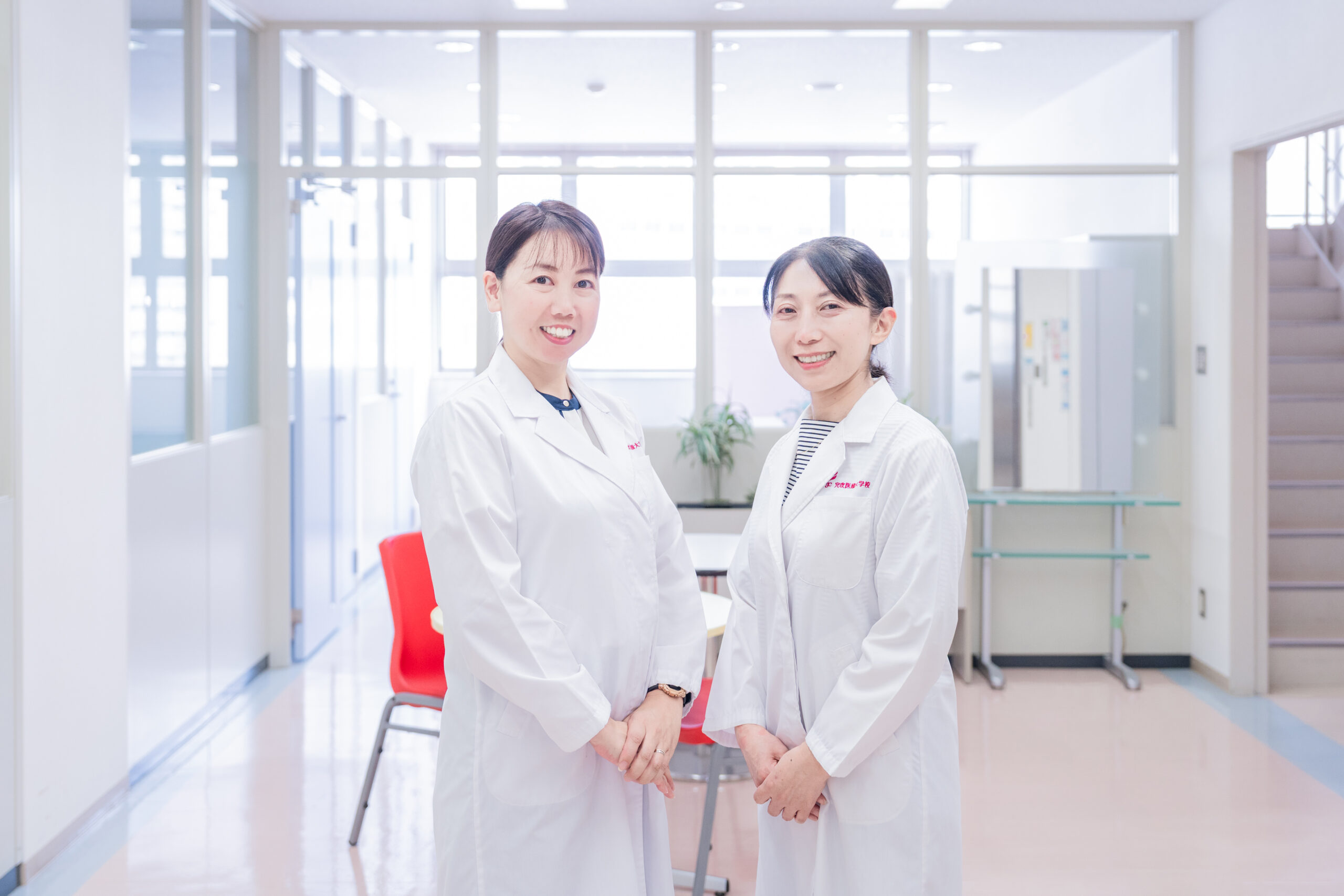 医療ビジネス学科の先生たち