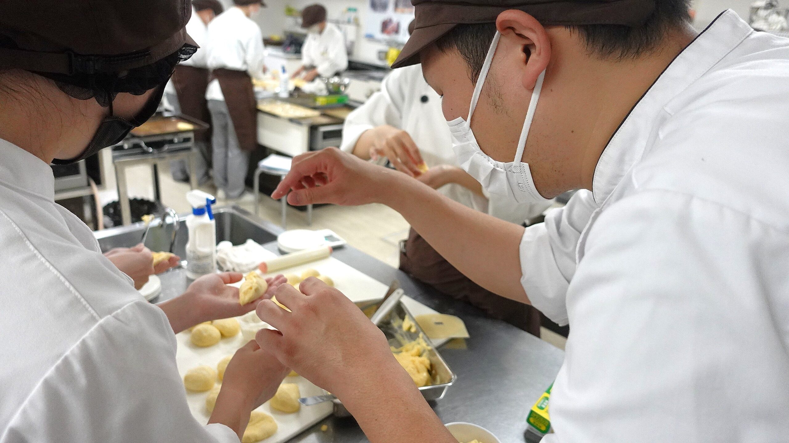 激ムズ「包餡」！先生のテクニックが圧巻すぎる