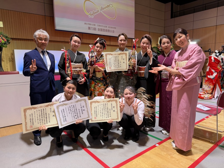 『第73回芸術祭全国大会にてW受賞&19年連続入賞!!!』