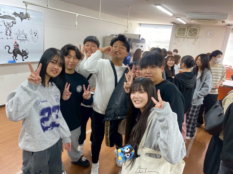 公務員の学生たちが新校舎でパテたまに参加!!