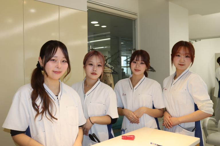 💇♀️美容学科2年生がサロンワーク実習を行いました✨