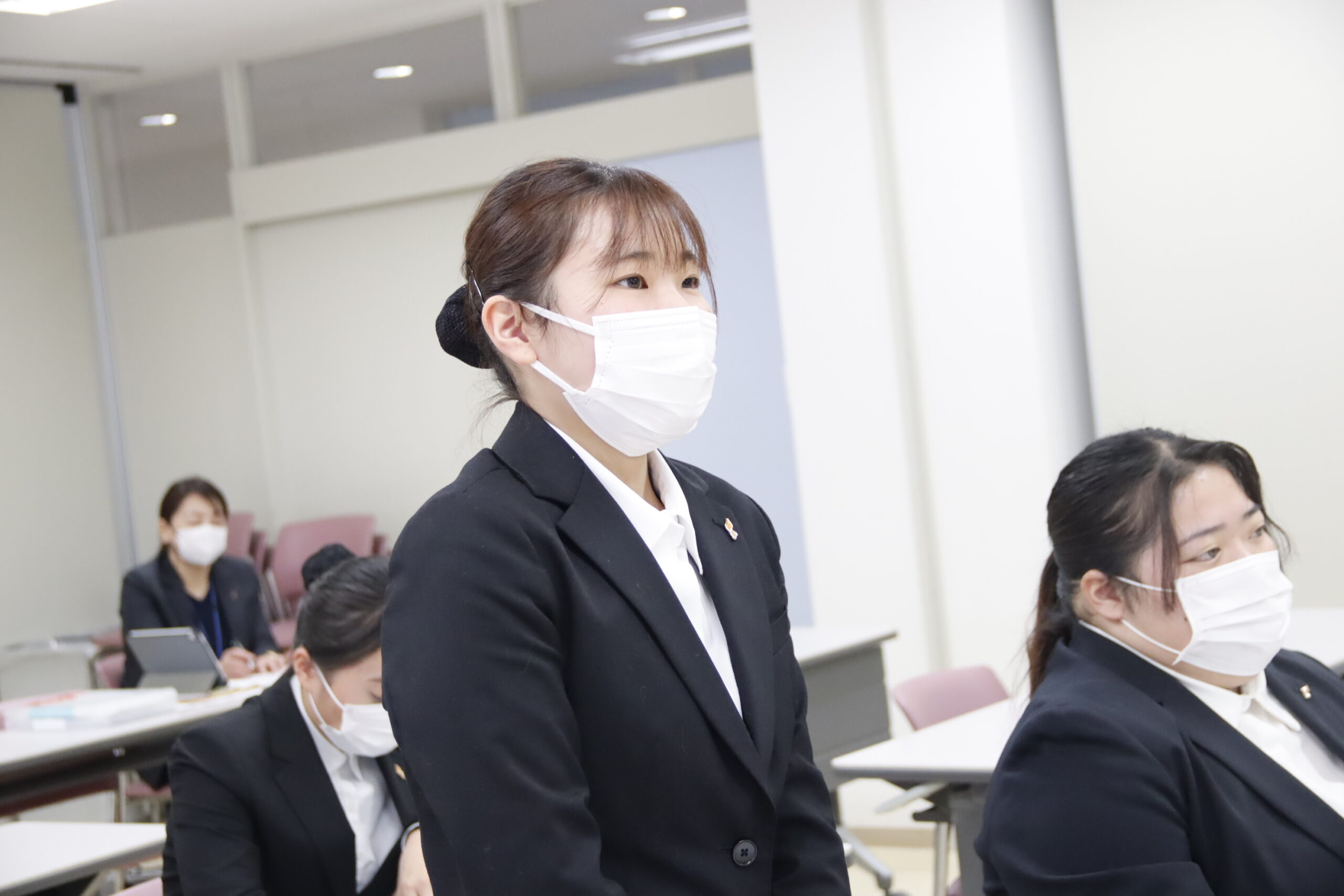 先輩やクラスメイトからの質問