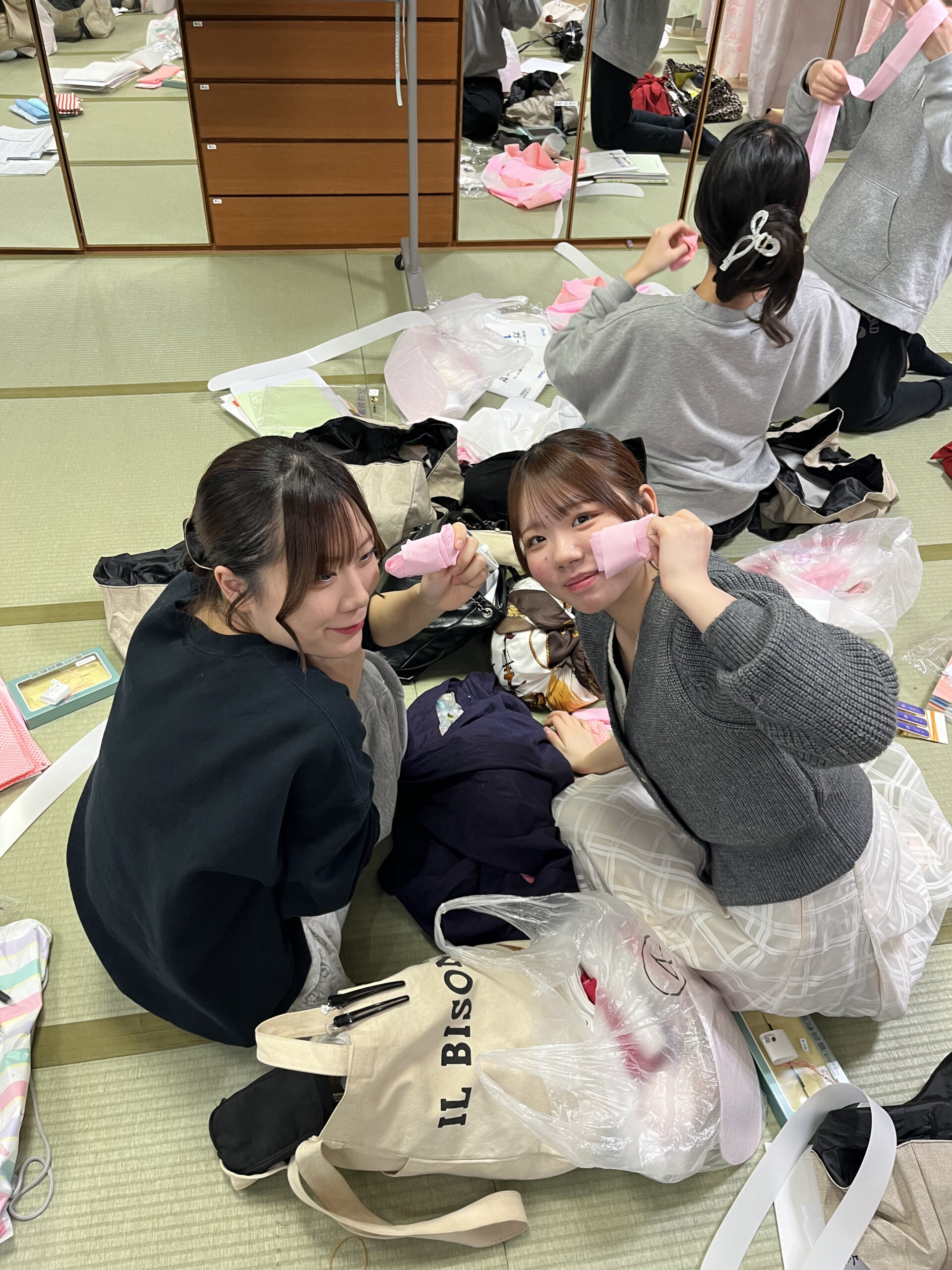 美容学科・ブライダル学科2年生の希望者対象に開催✨