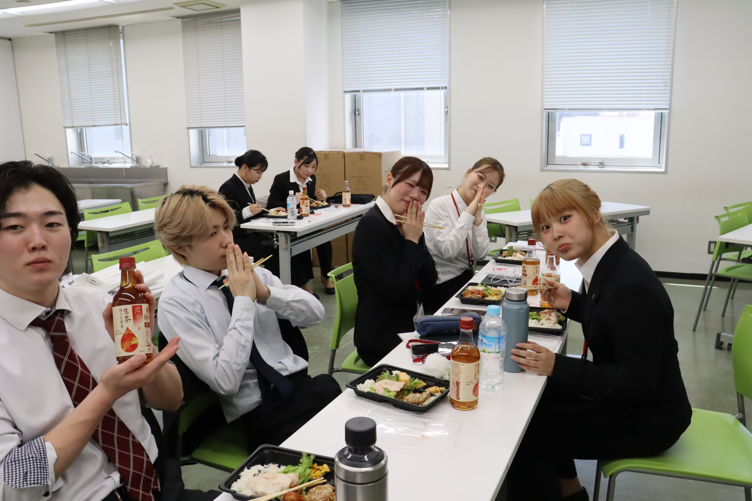 ▼気になる在校生の様子はこちら✨