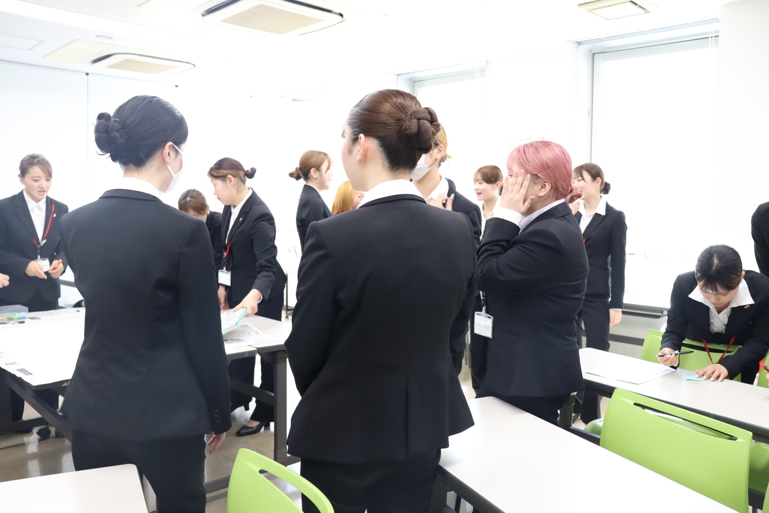 各学科の2年生もサポート👍