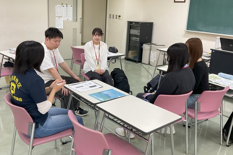 作業療法学科1年・地域とつながる第一歩の授業