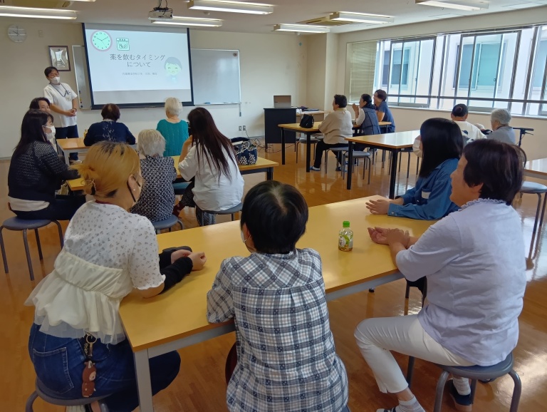 学生が先生に！薬の知識を楽しく学ぶOT塾
