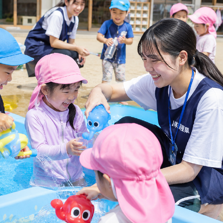 8/1（土）<br>園児と一緒に水遊びをしよう！