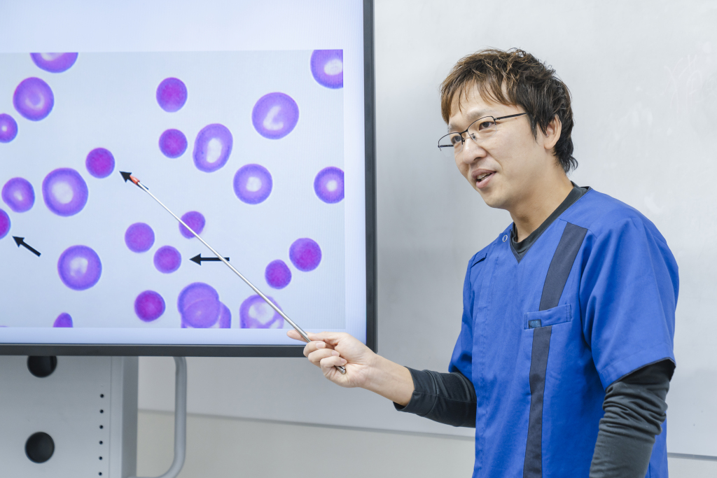 安藤　雄治
