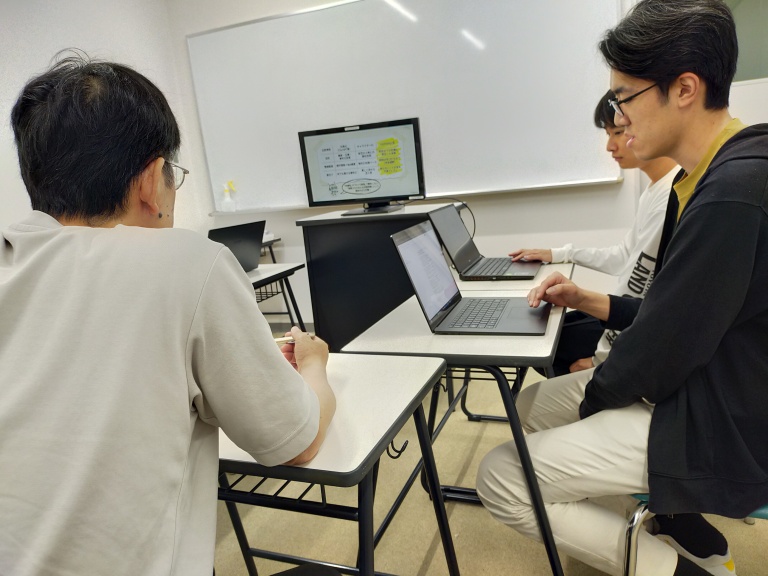 【真面目にふざける!?】3年生が挑む卒業研究の様子をチラ見せ！👀✨