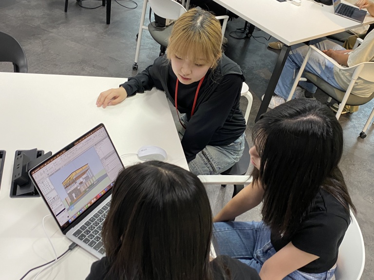 【トータルインテリア学科】オープンキャンパス開催！先輩スタッフの頼もしい姿も