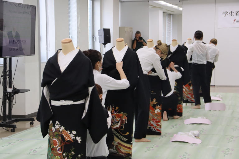 学生着付けコンテスト👘