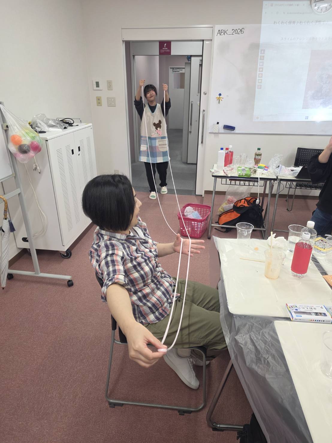 切れずにどこまでも伸びる！アイデアあふれるスライムの完成