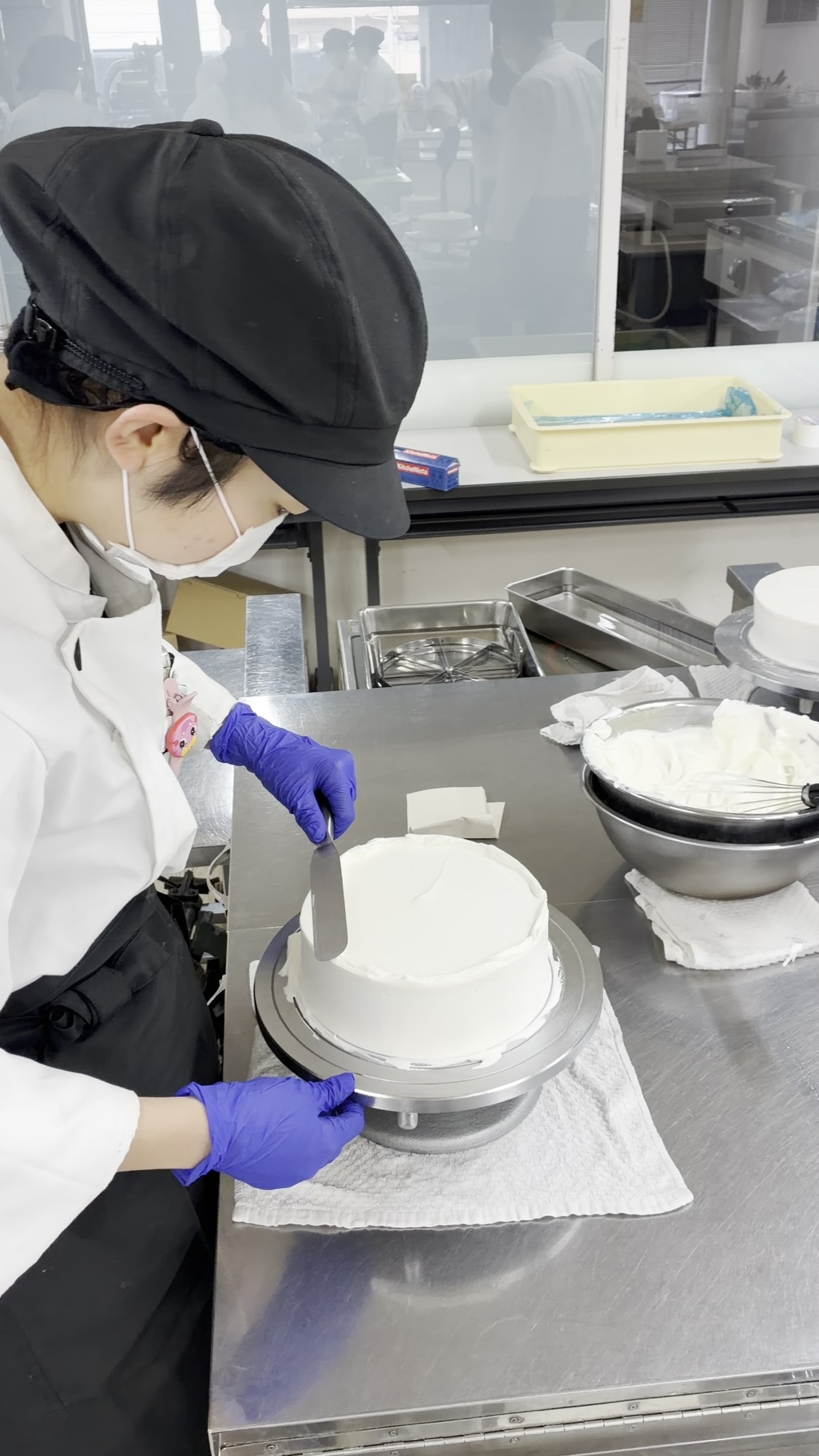 授業で磨いた製菓技術を発揮！